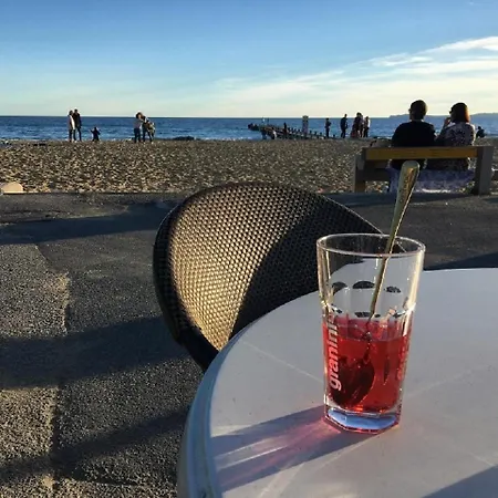 T3, 2ch, Classe 3,parking Gratuit Sur Place A 600m De La Plage, Des Commerces ,du Port Proche St Tropez דירה